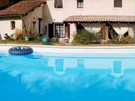 direct proprietaire  maison de charme tout confort  3 chambres  piscine  terrain  dépendan