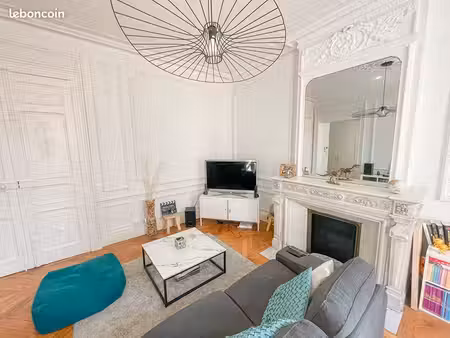 appartement rénové 82 m² – charme de l’ancien en centre-ville d'albi