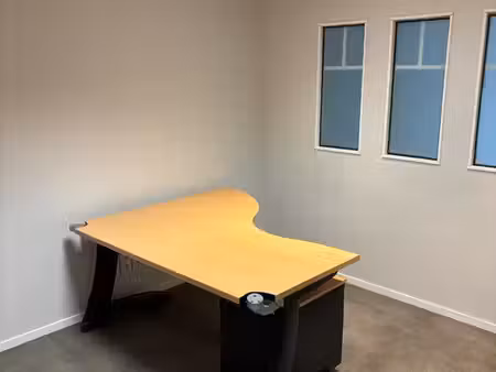 bureau 14 m2
