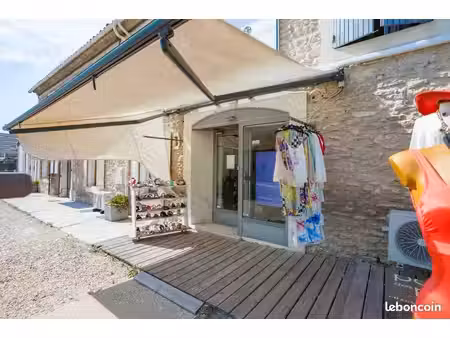 boutique 55 m² cabrieres d avignon
