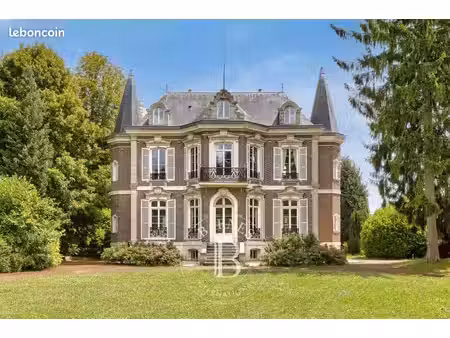 propriété 18 pièces 395 m²