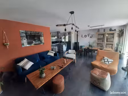 maison 6 pièces 105 m²
