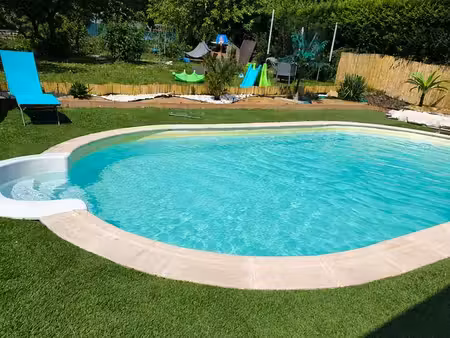 maison familiale avec piscine