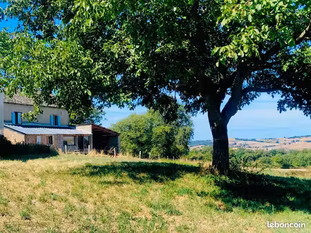 maison de hameau avec vue et dépendance aménageable