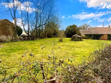 terrain 451 m² le champ st pere
