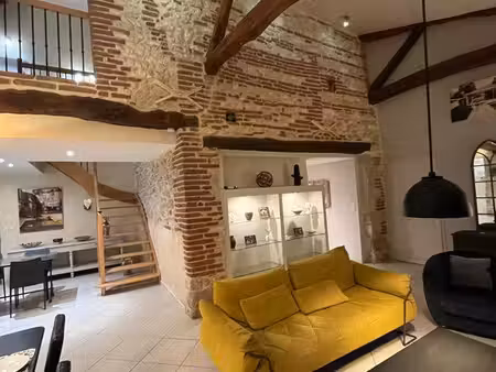 loue grande maison meublée toutes charges comprises