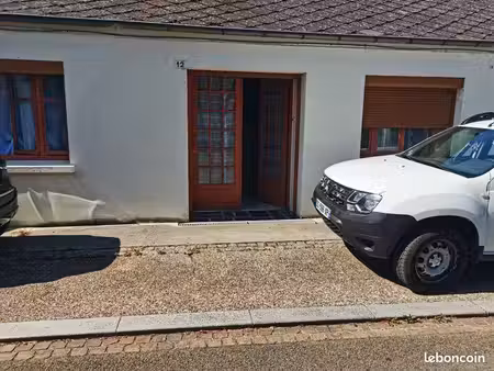 coquette maison à vendre près de la mer