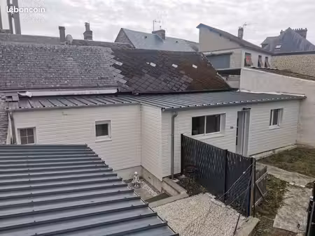 loue maison f2
