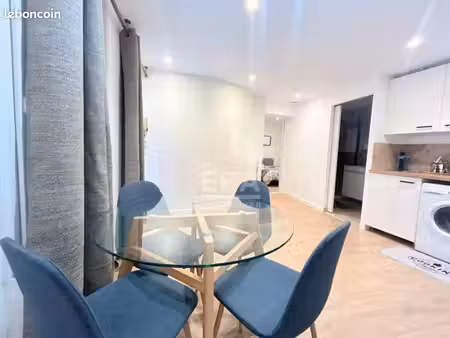 studio 1 pièce 31 m²
