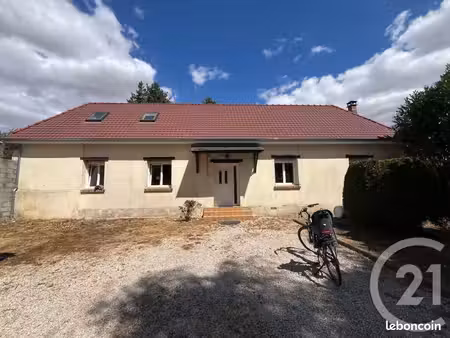 longère 4 pièces 120 m²