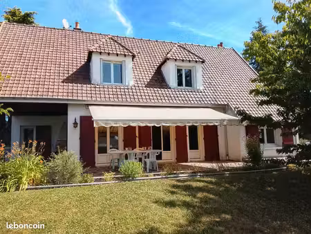 maison 6 pièces 180 m²