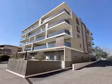 vente appartement 4 pièces 92 m² à antibes (06600)  795 000 €
