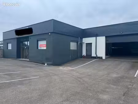 local de stockage + bureaux