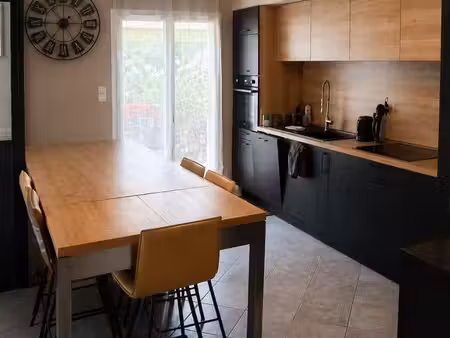 maison familiale 112 m² – 4 chambres – garage 35 m² – piscine – attignat
