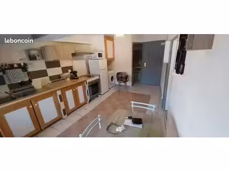 2 piéces meublés