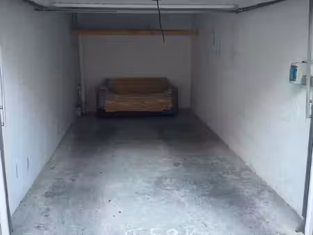 garage à louer