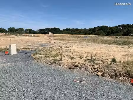 terrain de 248 m² - givrand