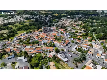 terrain 247 m² la garnache