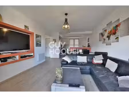 appartement 3 pièces à louer au coeur de céret