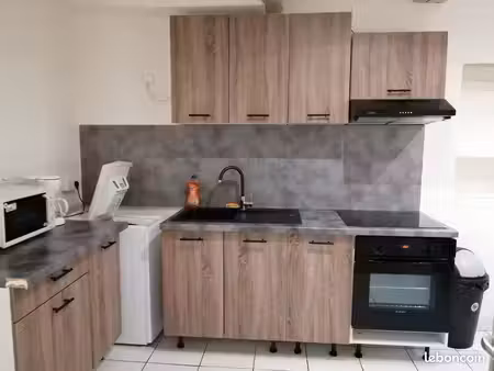? le luc – appartement meublé 74 m² avec sous-sol aménagé – centre-ville