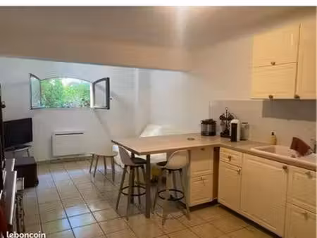 studio 30 m2