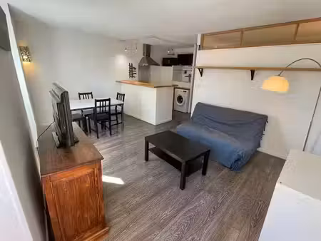 location meublée appartement 1 pièce 36 m² à bordeaux (33000)  790 €