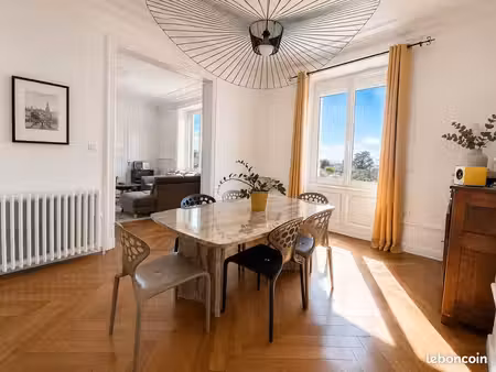 plateau / bel air – 185 m² – 7 pièces - parking