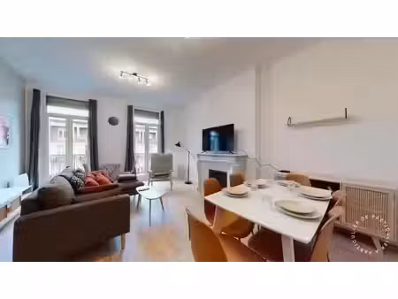 location meublée appartement 5 pièces 145 m² à marseille 1er (13001)  587 €