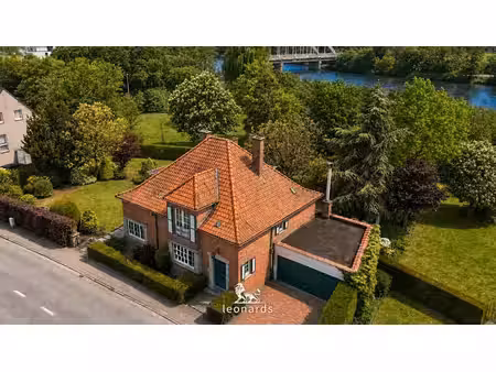 maison à rénover avec grand jardin à proximité de la lys