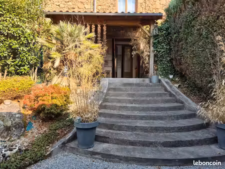 à vendre – appartement de caractère avec jardin privatif  comme une maison