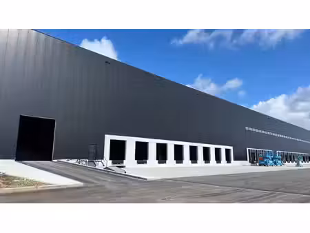 nouvel entrepôt logistique à louer au kluizendok dans le po