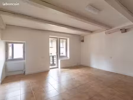t3 duplex poncin centre ville