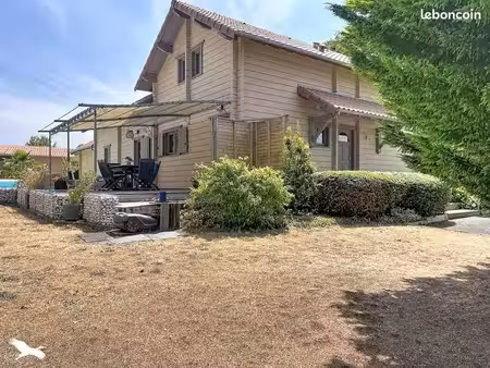 chalet 7 pièces 180 m²