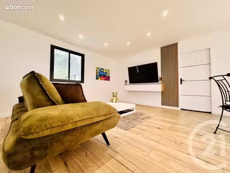 maison 2 pièces 67 m²