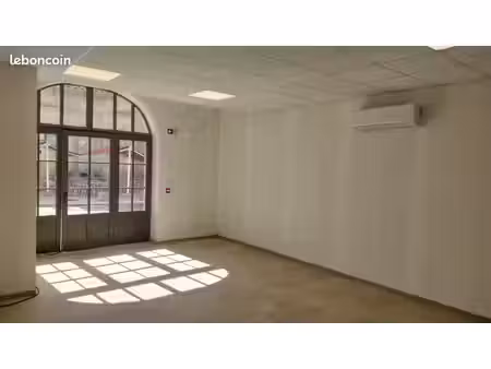 local commercial ou professionnel à louer 42m²