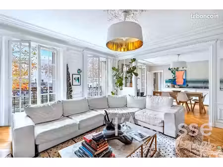 appartement 6 pièces 124 m²