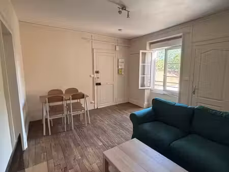 appartement t2 meublé – 52 m² – centre-ville de montmorillon