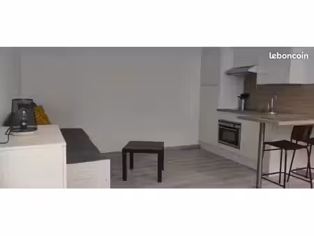 studio 23m2 plein centre orléans