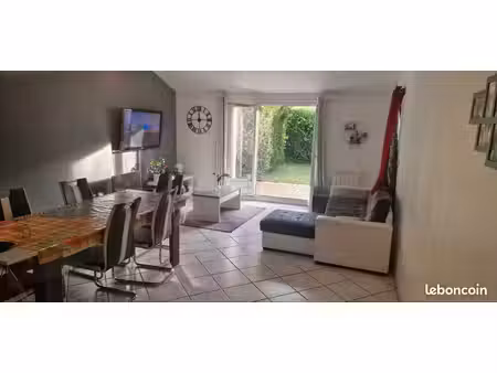 chambre pour un étudiant