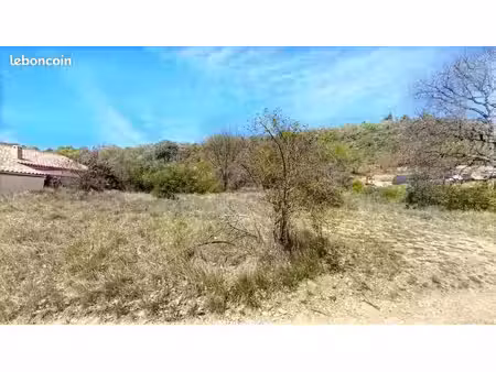 terrain 2 206 m² malijai