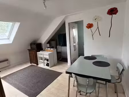 2 pièces meublé au calme en centre ville