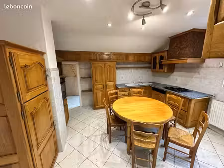 f4 meuble