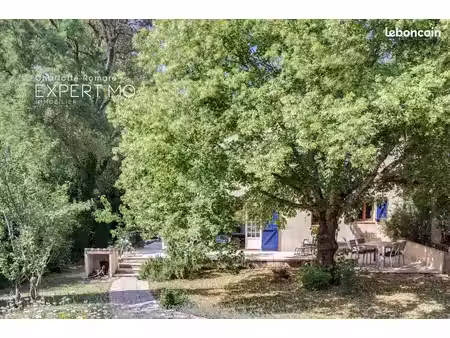villa 6 pièces 136 m²