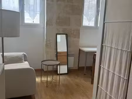 beau studio meublé