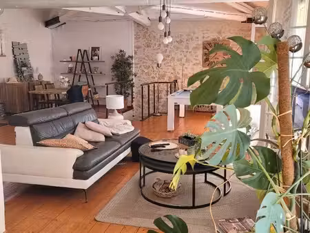 location appartement t4 de 128 m² dans impasse au calme - mèze