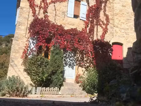 partie de maison meublée 25 m² - montauban-sur-l'ouvèze