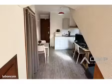 studio 1 pièce 15 m²