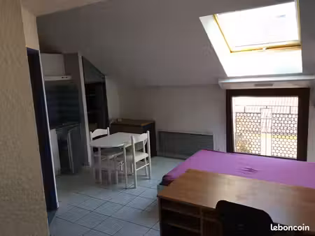 proche d’alstom et des universités utbm et iut de belfort  particulier loue studio meublé 