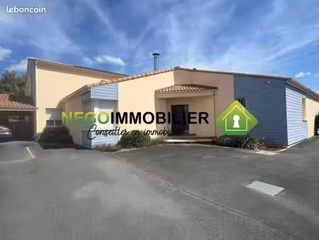 maison 13 pièces 286 m²