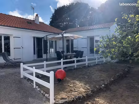 maison familiale proche bord de mer à l'epine